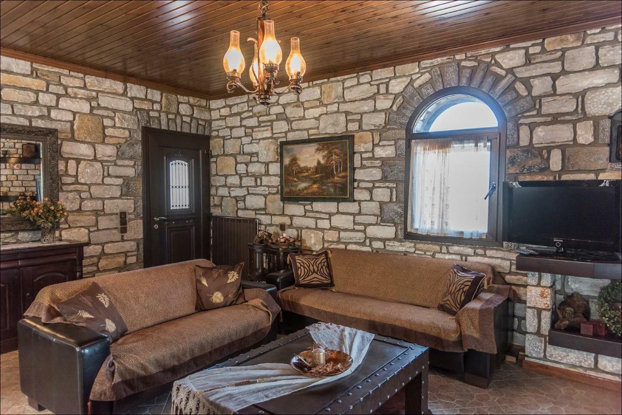 Stone Mansion Anavryti, ΑΜΑ 20569 Βίλα Μυστράς Εξωτερικό φωτογραφία